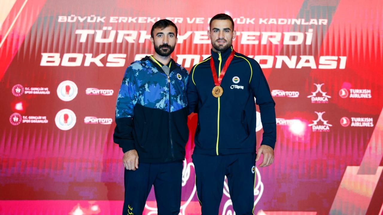 Şanlıurfa’nın altın yumruğu: Emrah Yaşar'dan büyük zafer