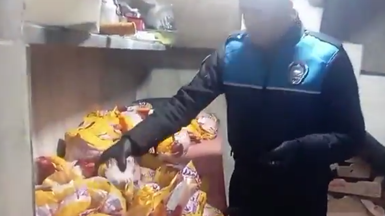 Urfa'da Ramazan öncesi yüzlerce paket ele geçirildi!