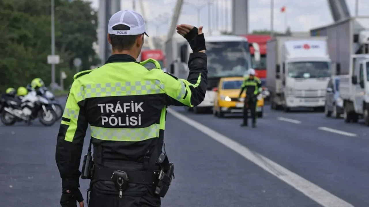 Sürücüler dikkat: Rekor cezalar yürürlüğe girdi!