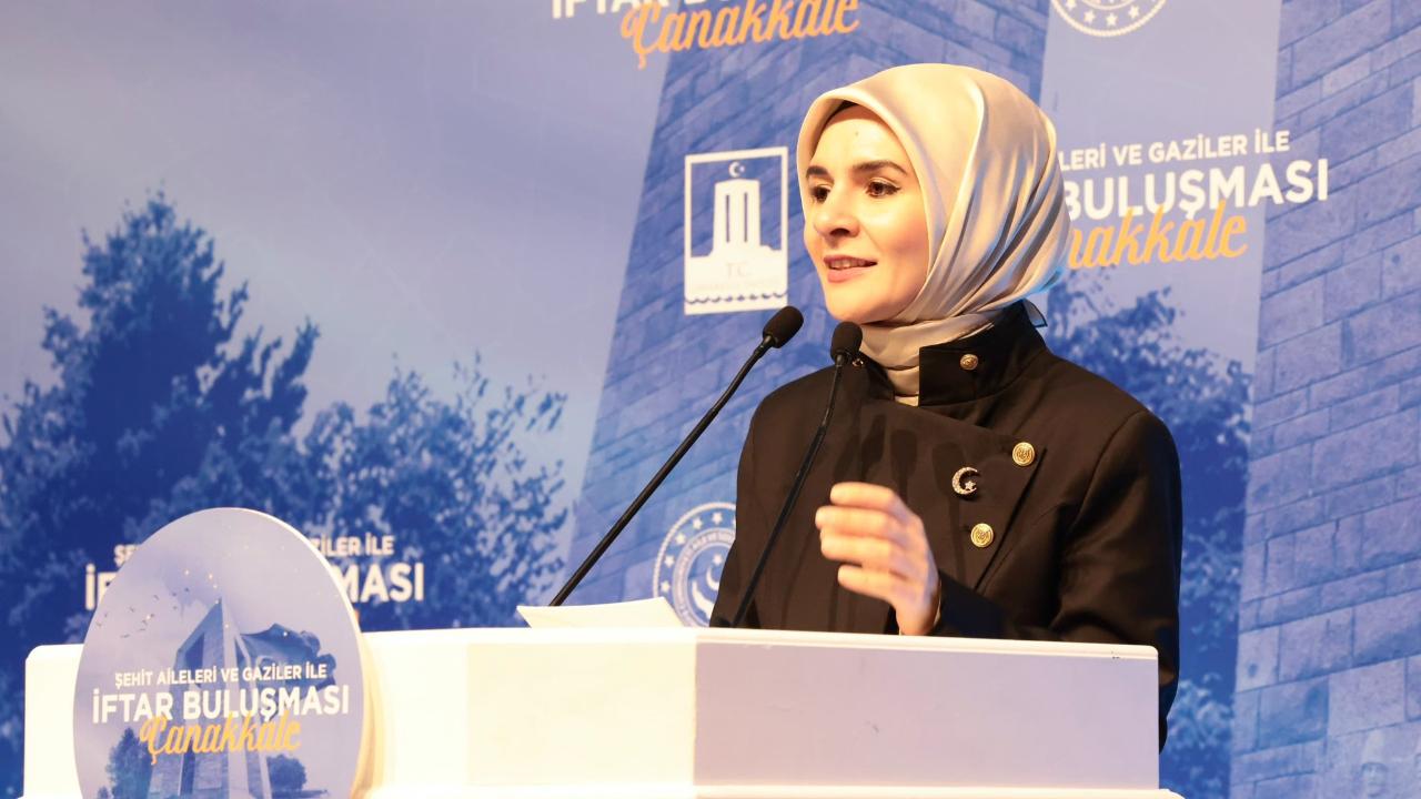 Bakan duyurdu: Doğum izinlerine yeni düzenleme yolda!