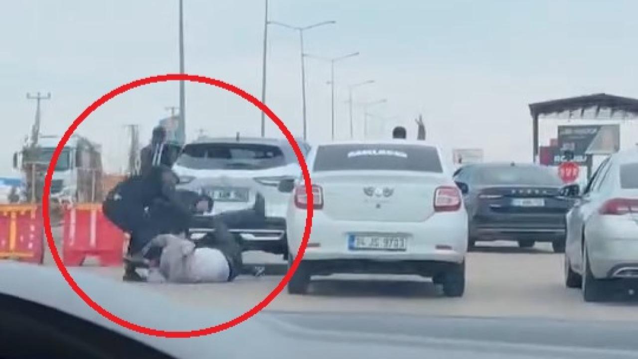 Diyarbakır’da trafikte yol verme kavgası kamerada!