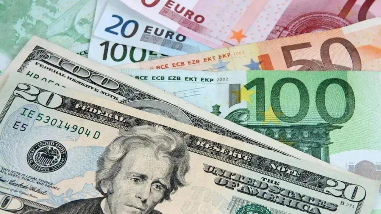 Dolar ve Euro'da rekor yükseliş!