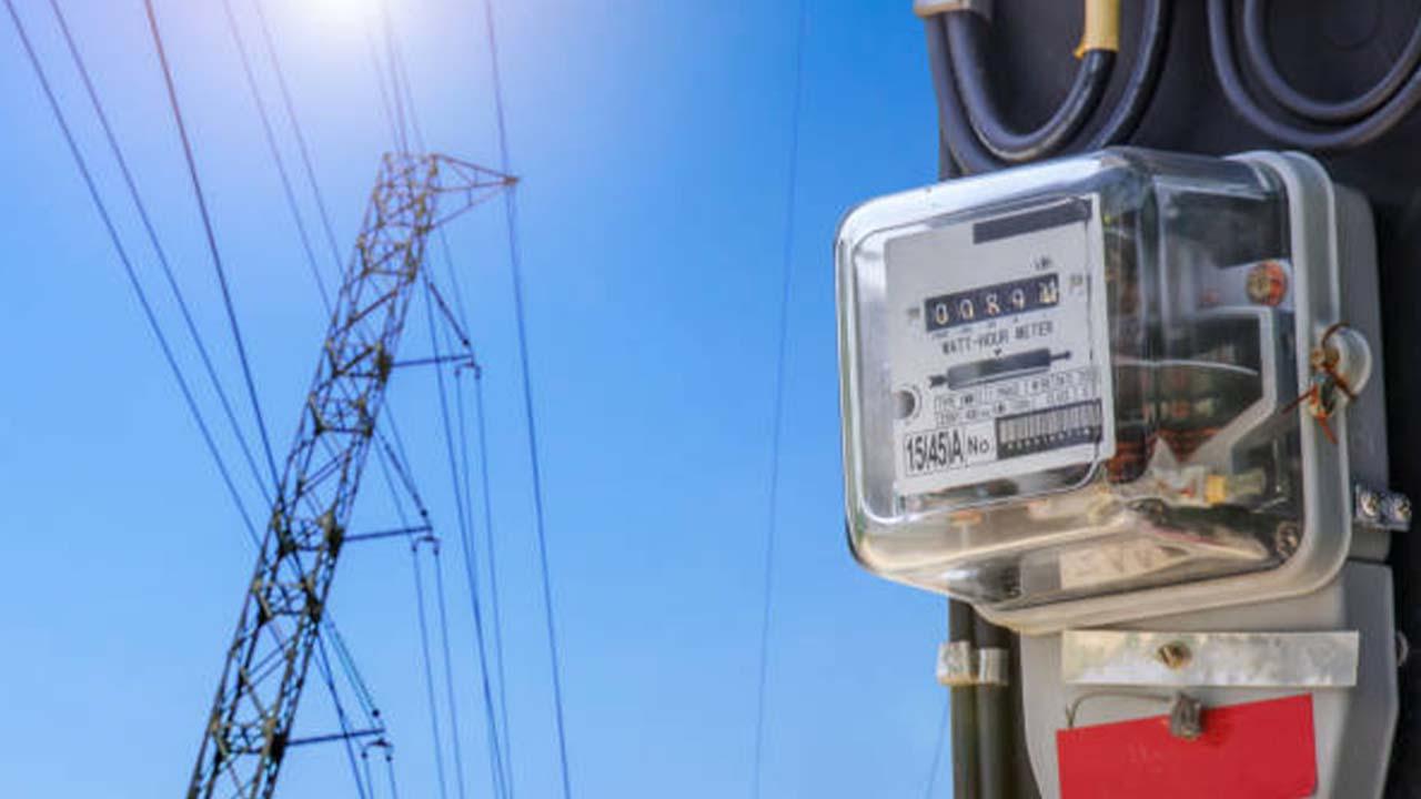 Elektrikte yeni dönem: 50 milyon sayaç değişecek!