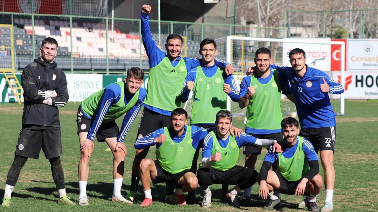 Karaköprü Belediyespor, Osmaniyespor maçına hazır!