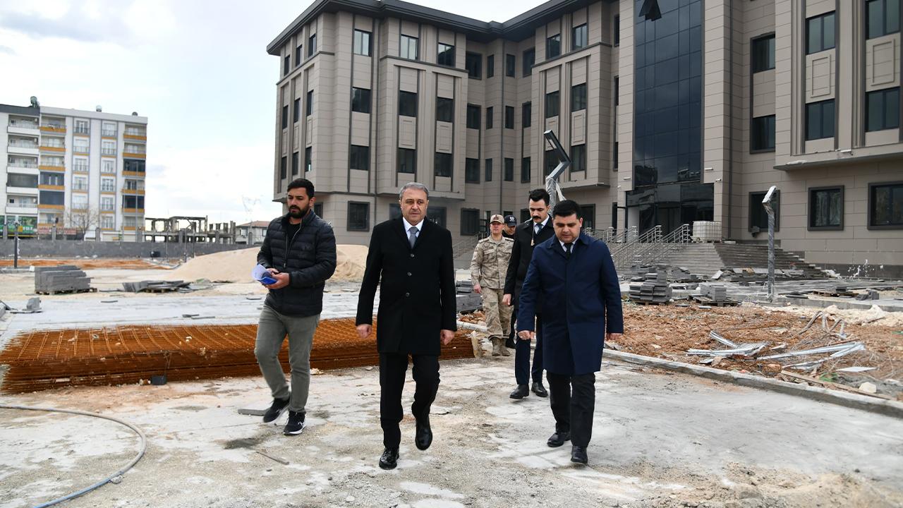 Vali Şıldak Suruç Hükümet Konağı’nda incelemelerde bulundu