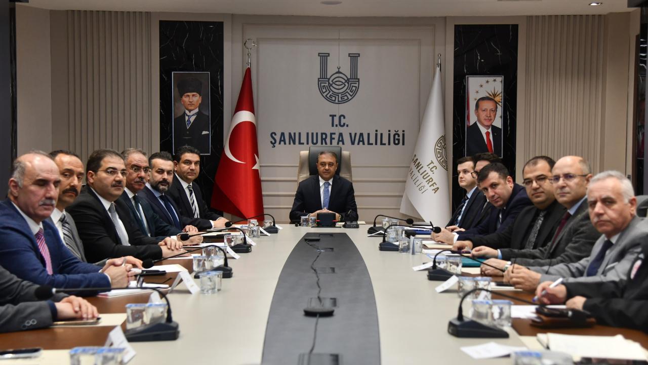 Urfa Valisi Şıldak, sel ve taşkın toplantısı gerçekleştirdi!
