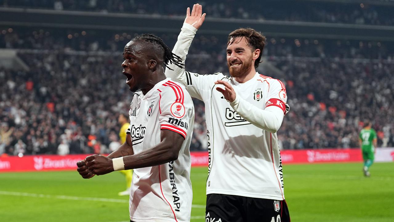 Beşiktaş, Ziraat Türkiye Kupası’nda yarı finale yükseldi!