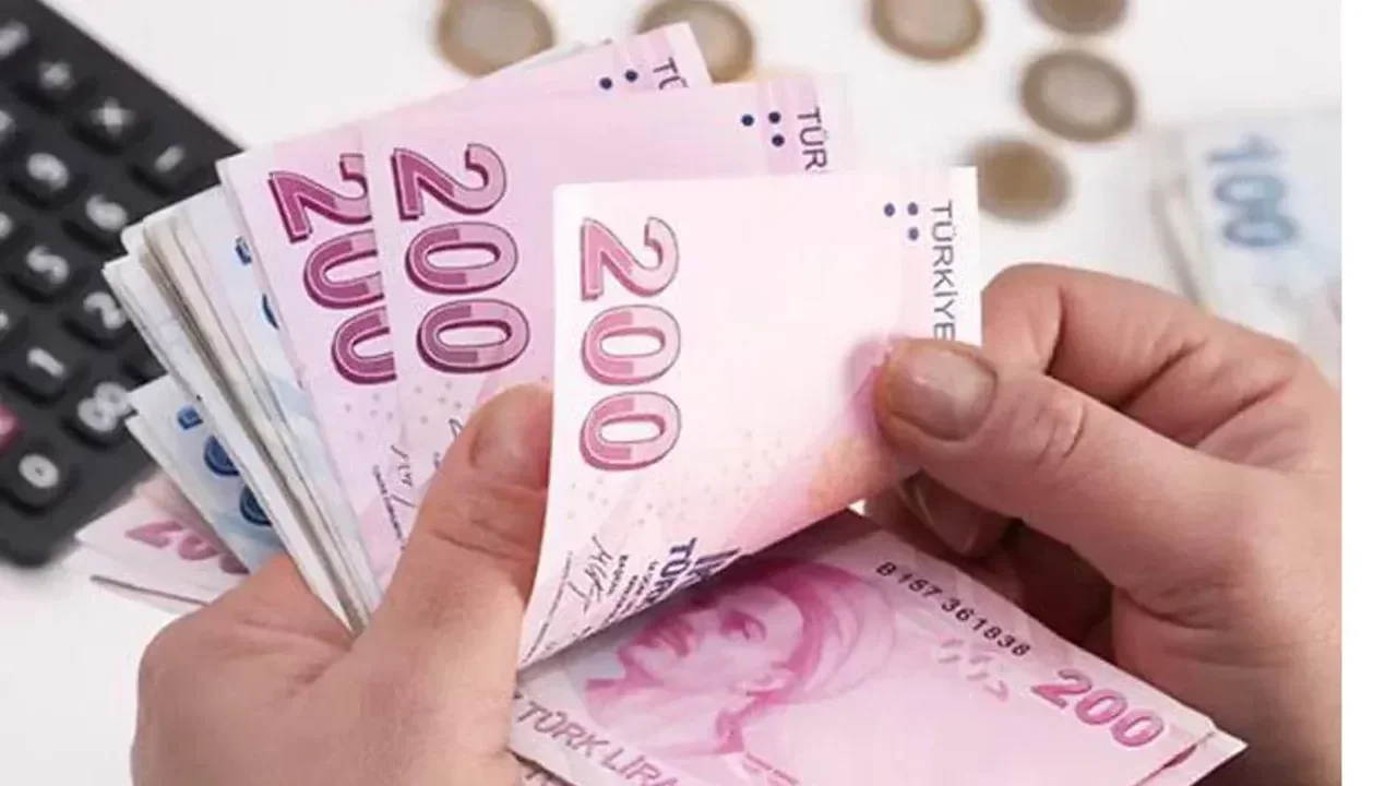 Evde bakım yardımları hesaplara yatırılmaya başlandı!