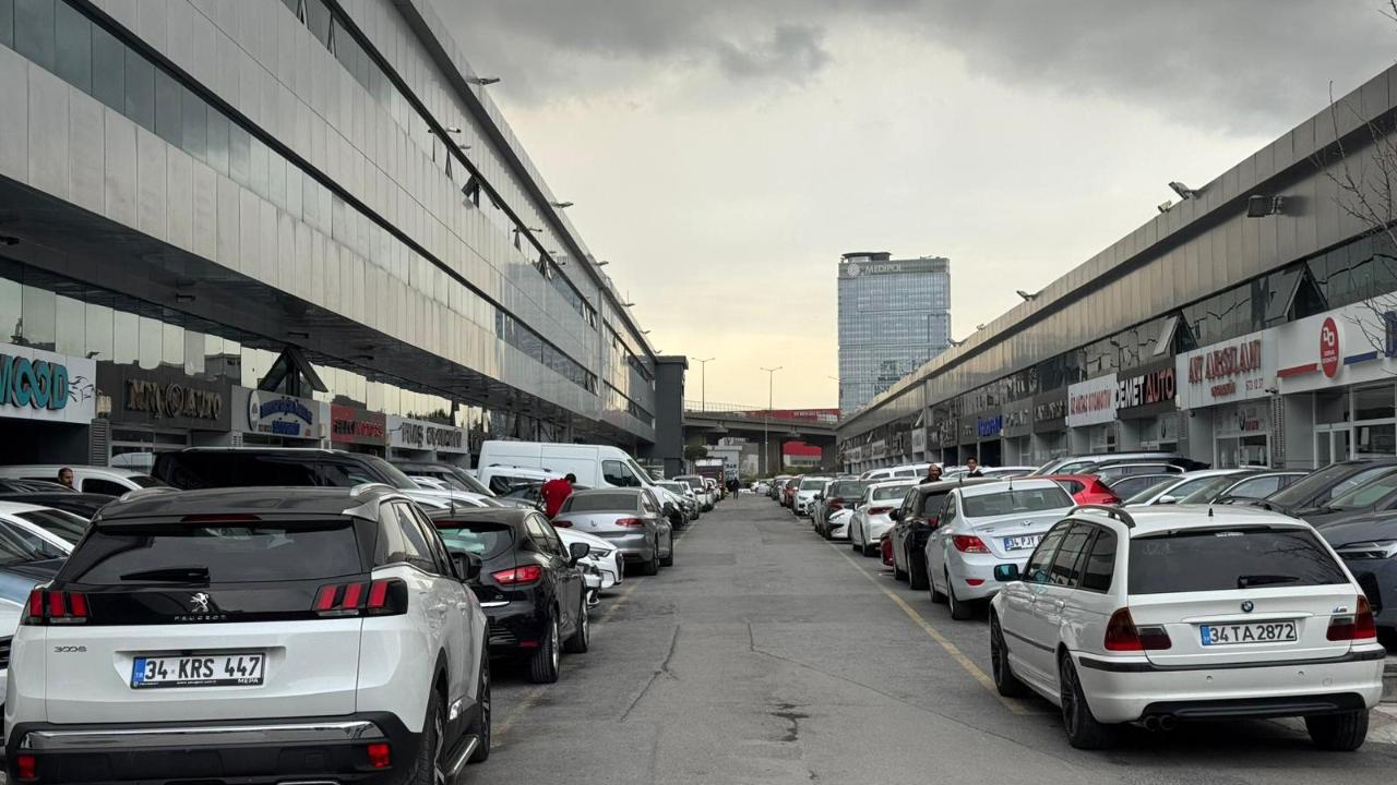 Hürmüz Boğazı otomobilde ikinci eli vurdu!