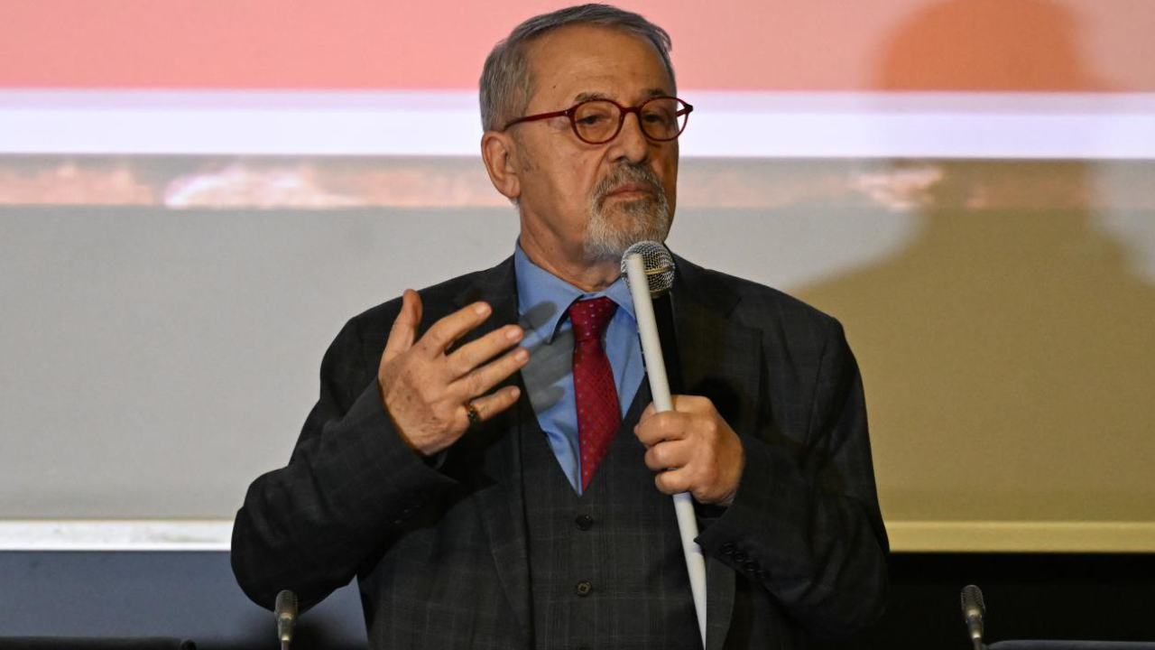 Naci Görür'den kritik uyarı: Büyük bir depremi tetikleyebilir!
