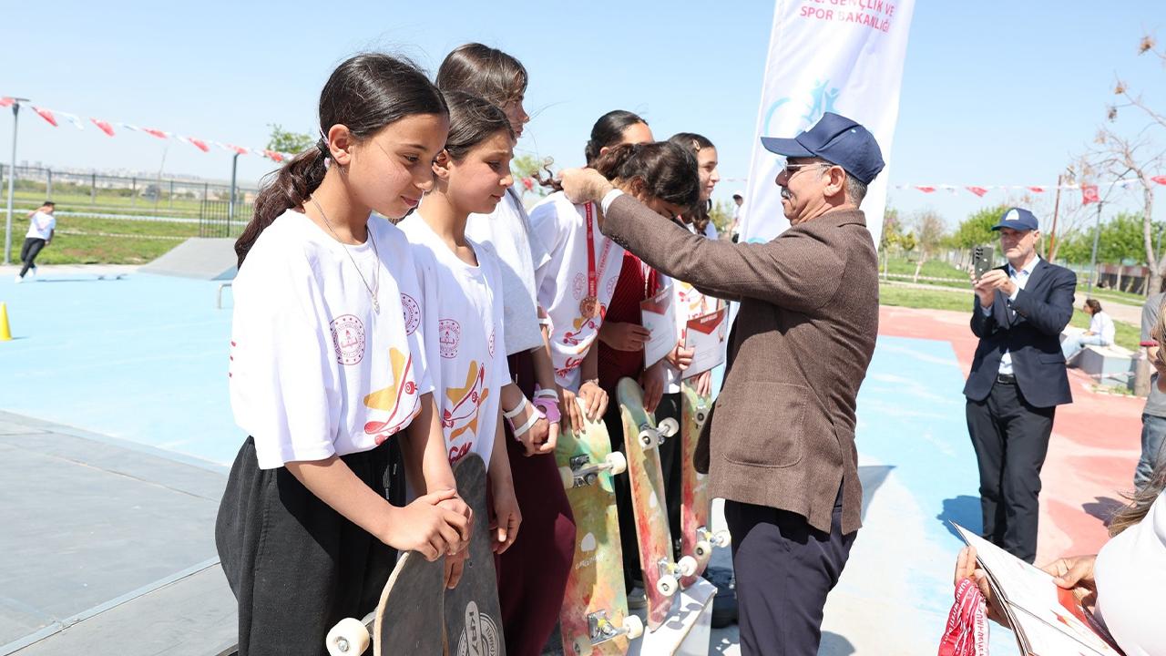 Urfa'da kaykay turnuvası!
