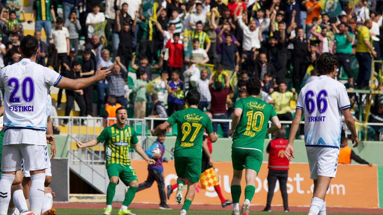 Urfaspor Play-off biletini aldı!