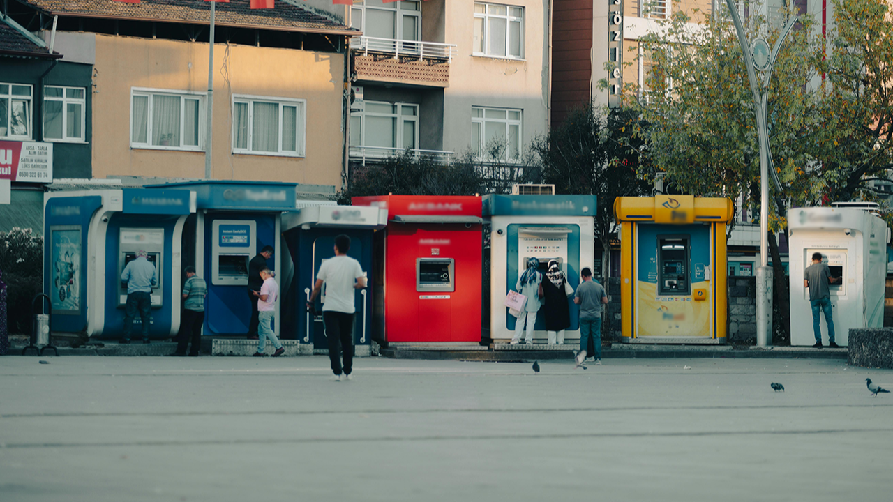 Bayram öncesi ATM'lerde nakit çekim düzenlemesi!