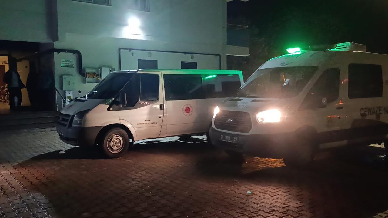 Evinin kapısında silahlı saldırıya uğradı!