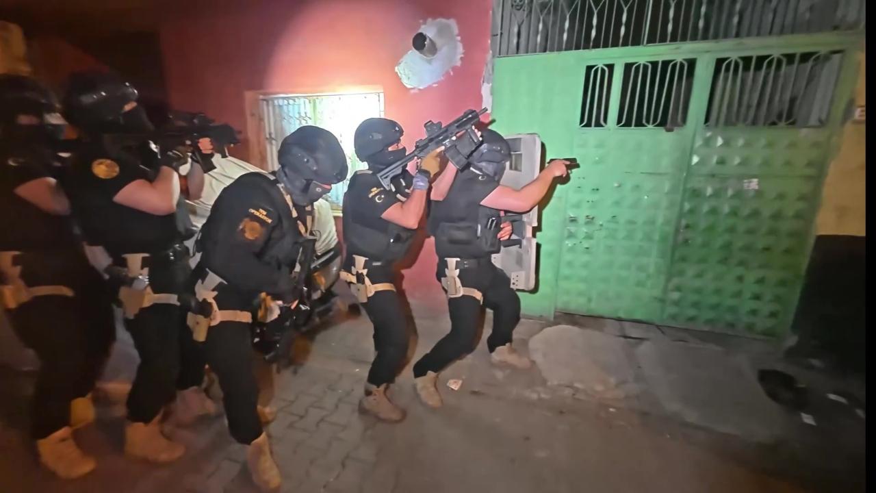 DEAŞ'ın uyuyan hücresine operasyon: Suriyeli ve Iraklı şüpheliler yakalandı!