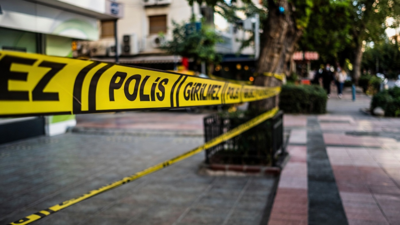 Şanlıurfa'da üçüncü kattan düşen kadın feci şekilde öldü!