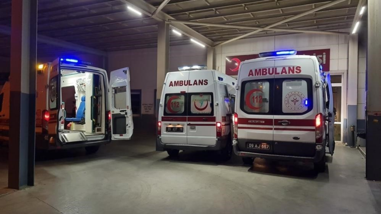 Urfa'da feci kaza: Yola savruldu!