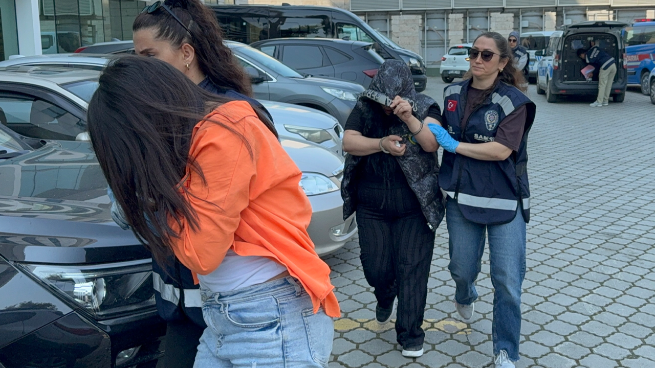 Adliye önünde kavga: 3 kadın tutuklandı!