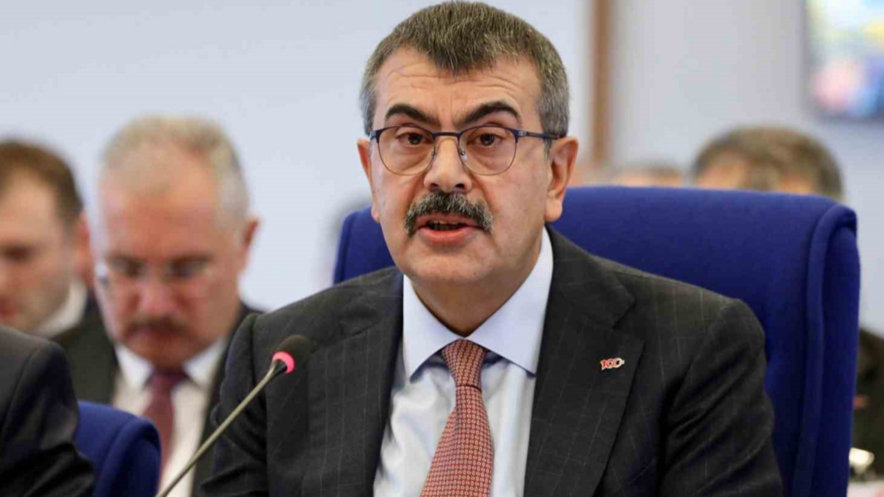 Bakan Tekin: "YKS'ye giren bütün gençlerimize başarılar diliyorum"