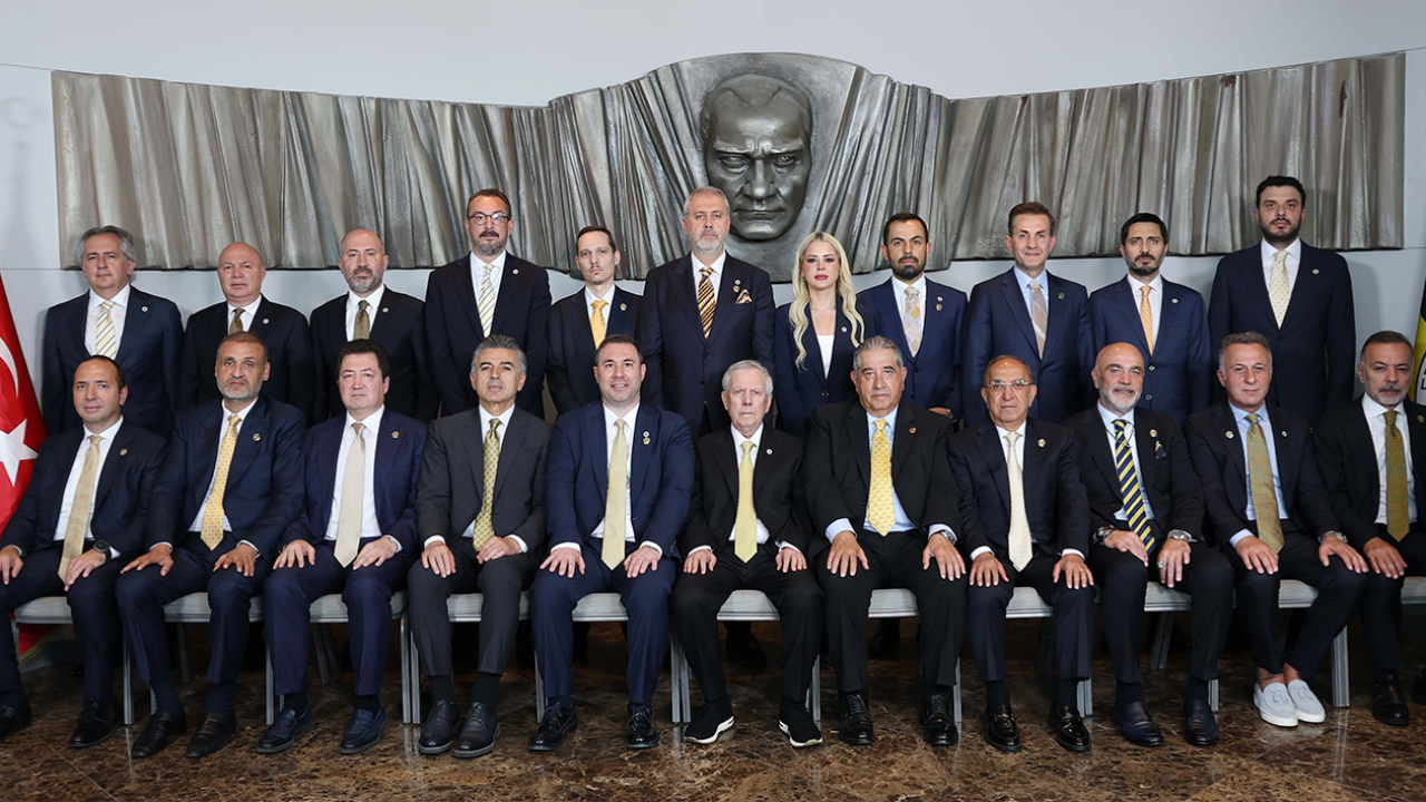 Fenerbahçe, Yönetim Kurulu'nda görev dağılımı!