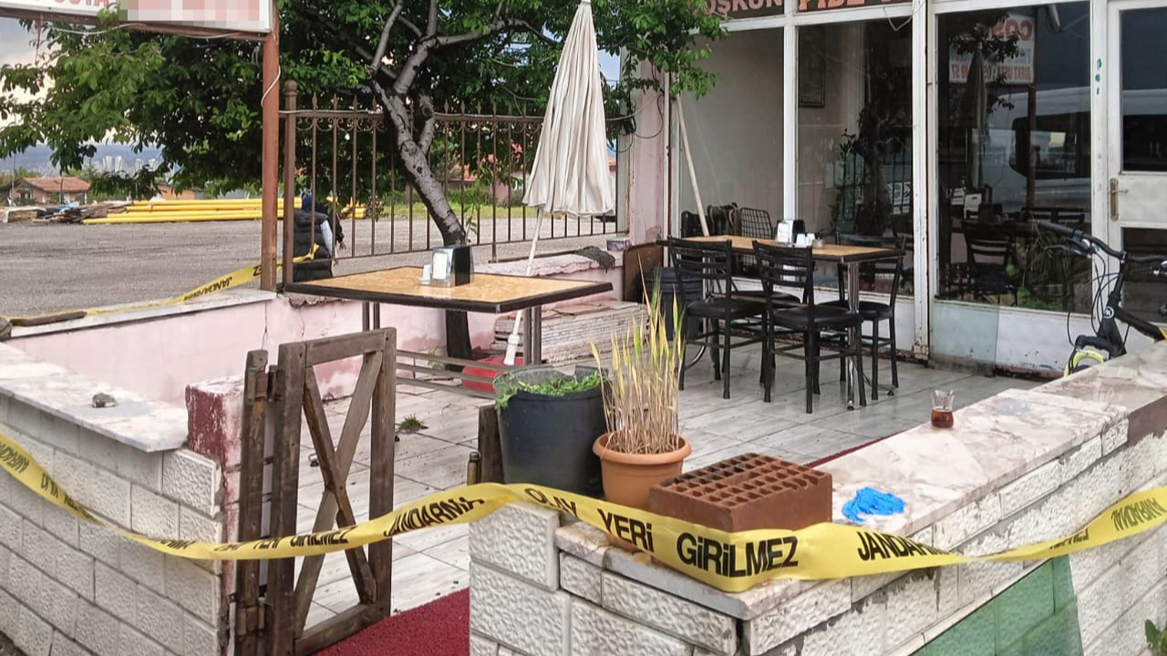 Husumetlisini ve eşini tabancayla vurdu: Ardından intihar etti