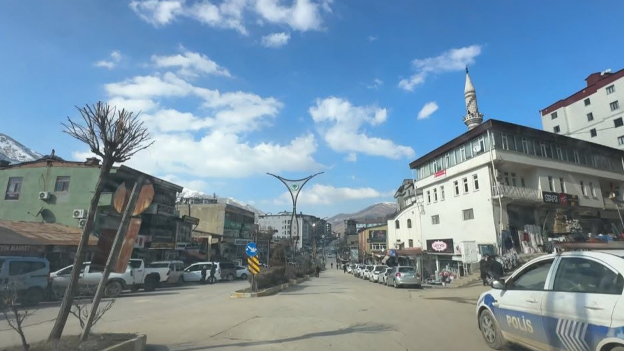 İran sınırında erkek cesedi bulundu!