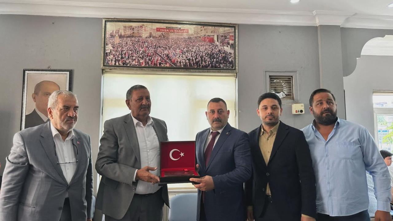 Özyavuz’dan MHP Şanlıurfa İl Yönetimine destek ve tebrik ziyareti!