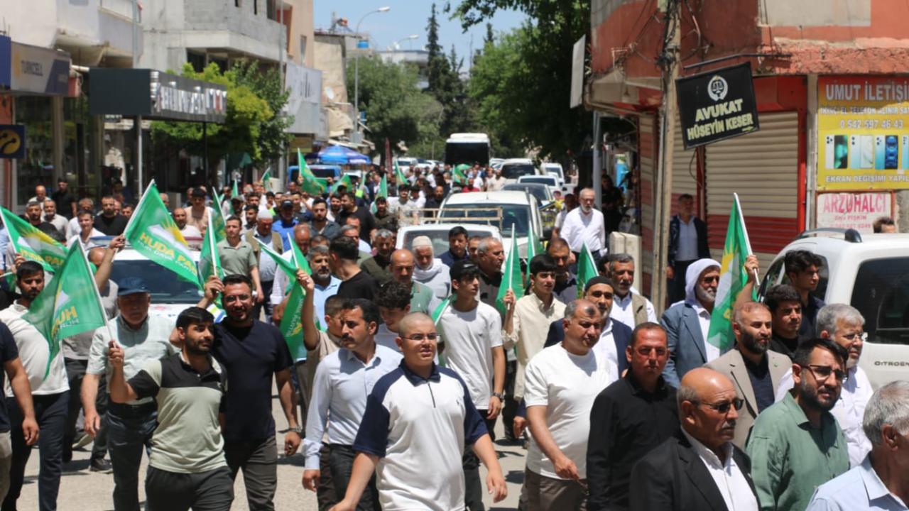 HÜDA PAR'dan Bozova Belediyesi'ne sert tepki!