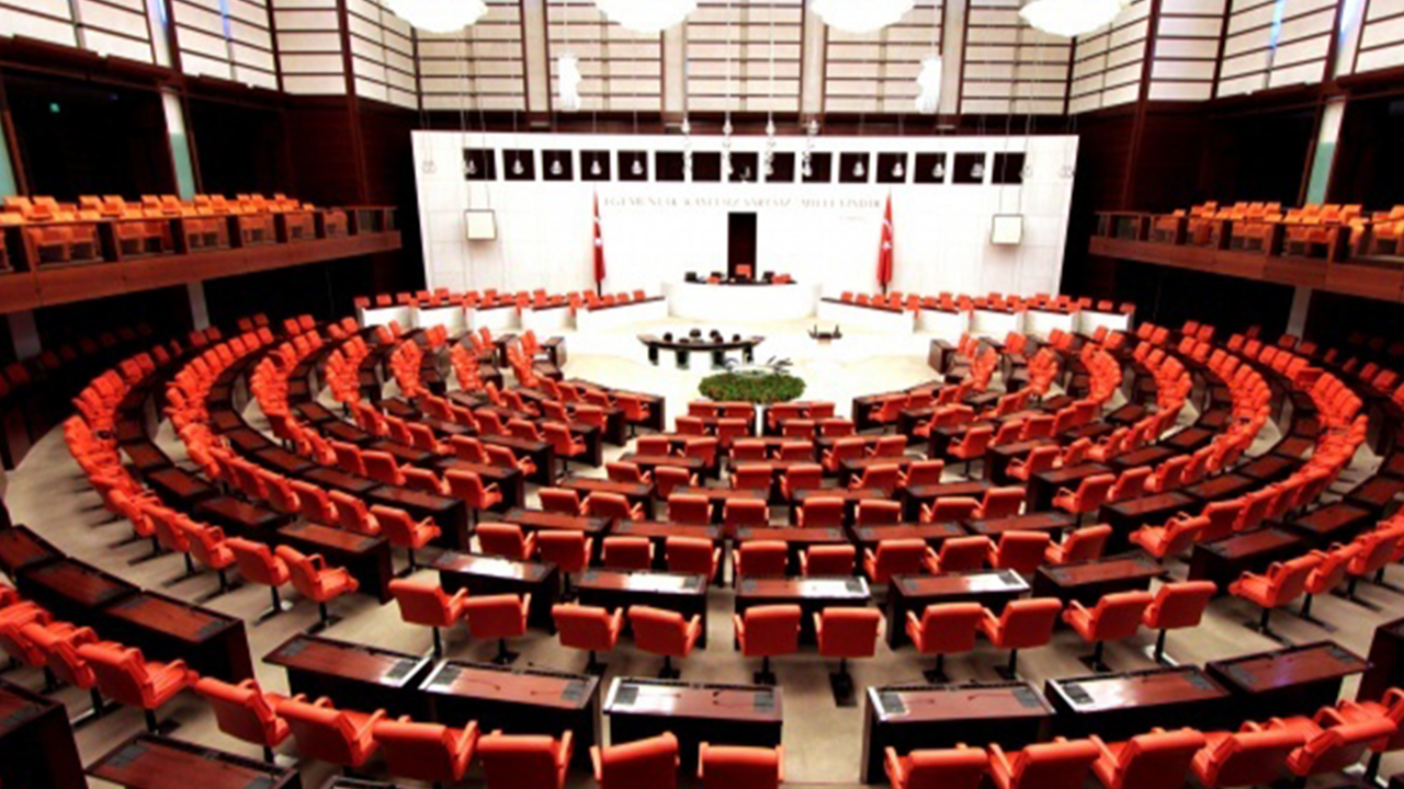 Resmi Gazete yayımladı: TBMM'nin çalışma süresi uzatıldı!