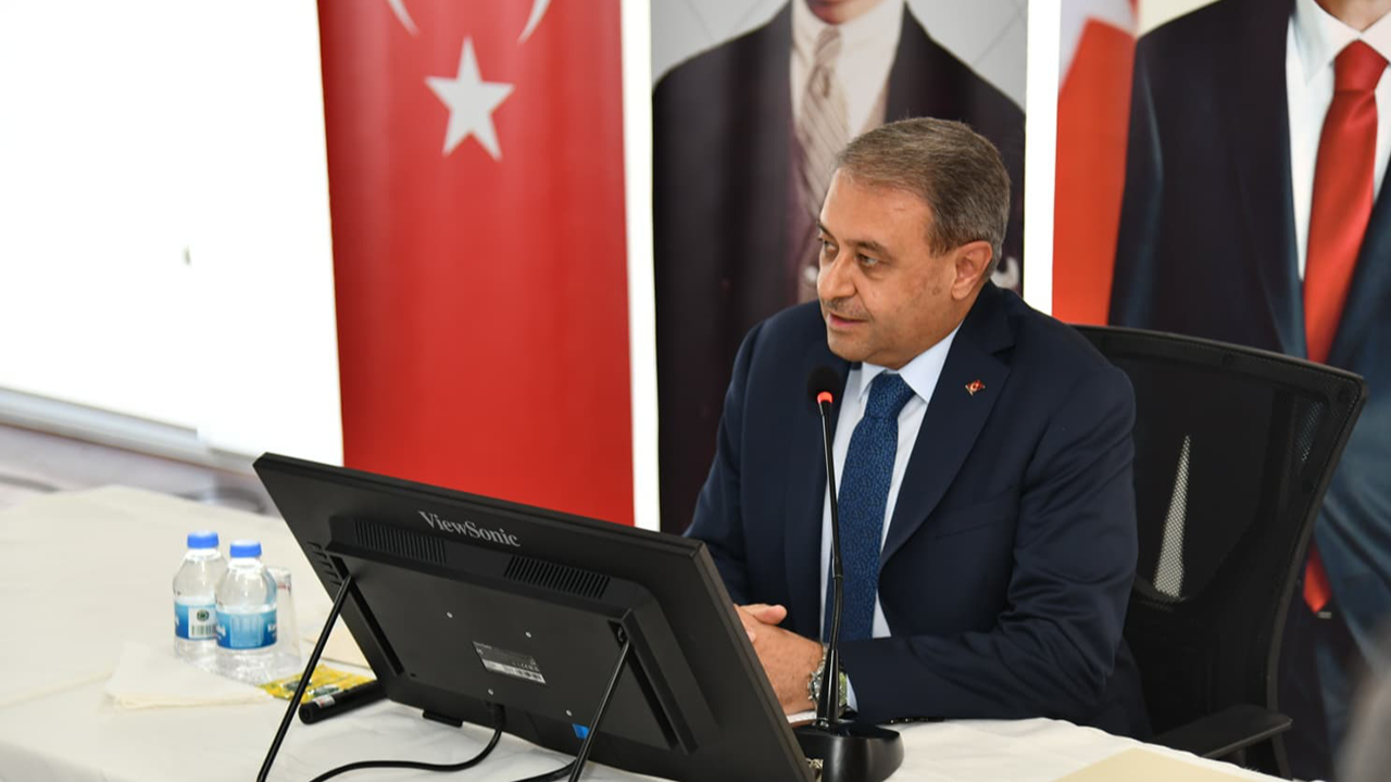 Vali Şıldak'tan Halfeti'de eğitim değerlendirme toplantısı!