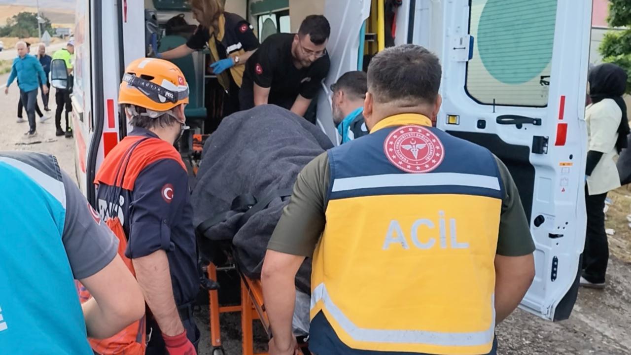 41 kişi yaralanmıştı! Feci otobüs kazasından acı haber geldi!