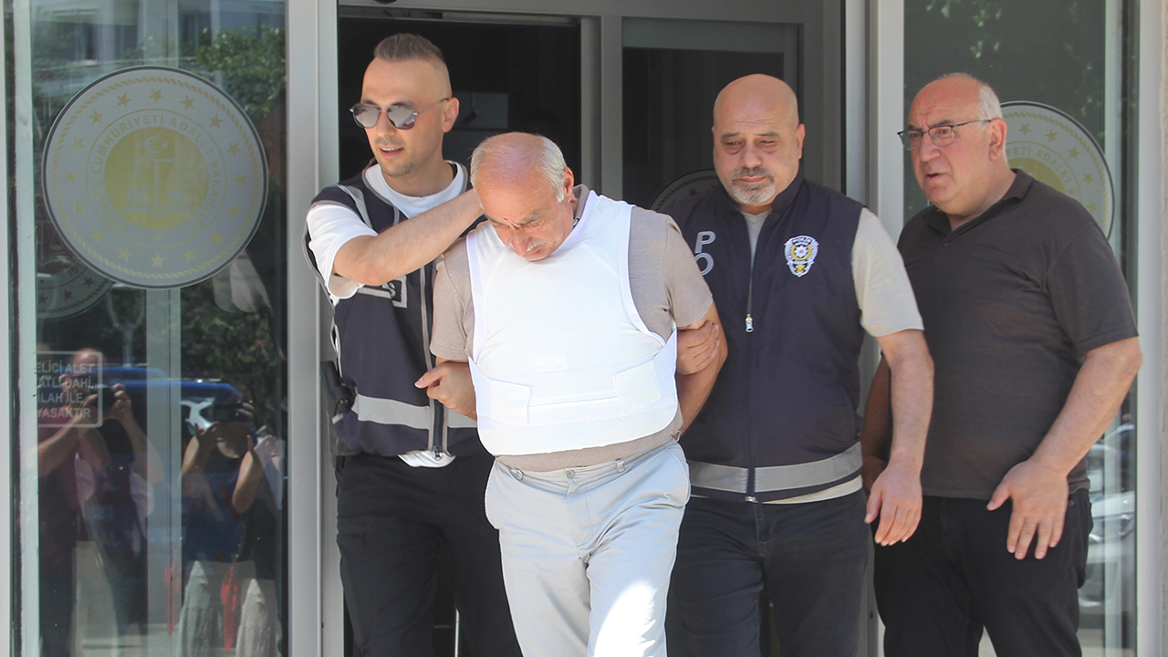 Aile içi tartışma katliama döndü!
