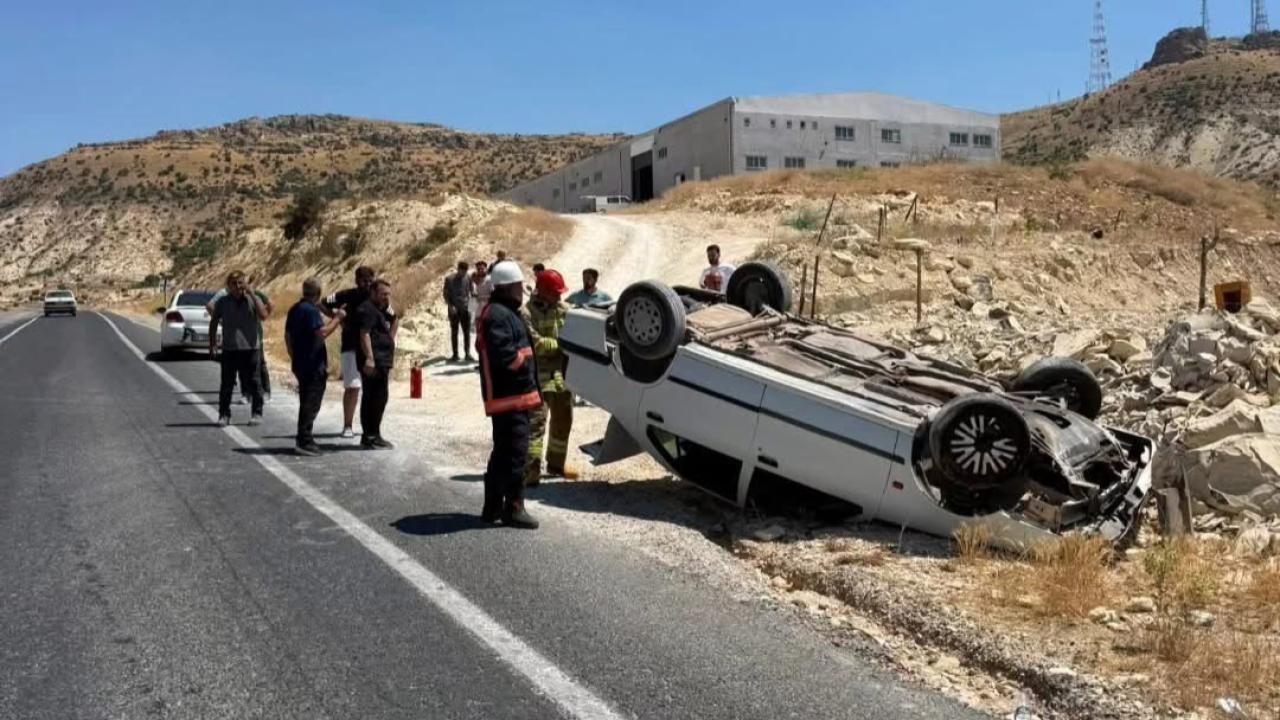 Otomobil takla attı: 2 yaralı!