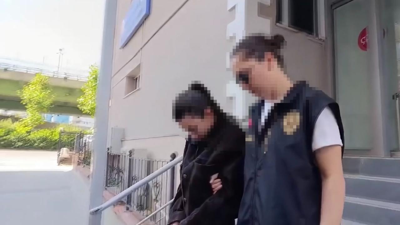 AVM'ye mühimmatla girmeye çalıştı!