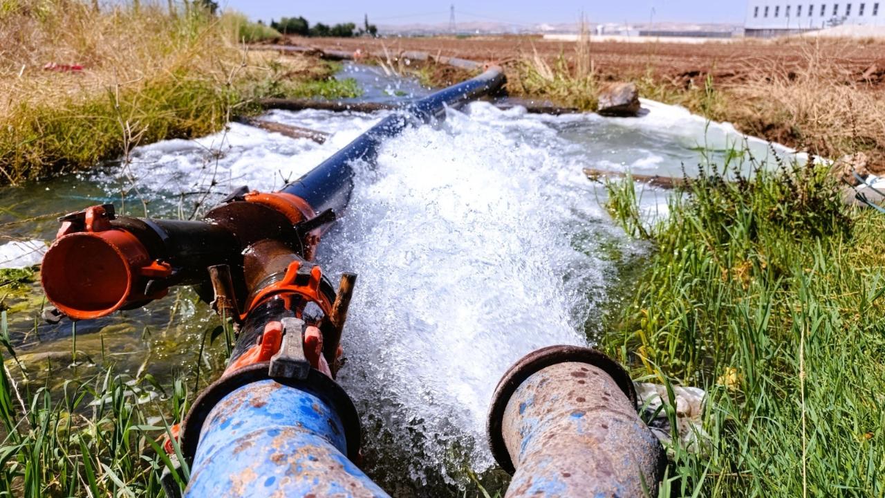 Kaçak elektrikle tarımsal sulama enerji arzını tehdit ediyor!