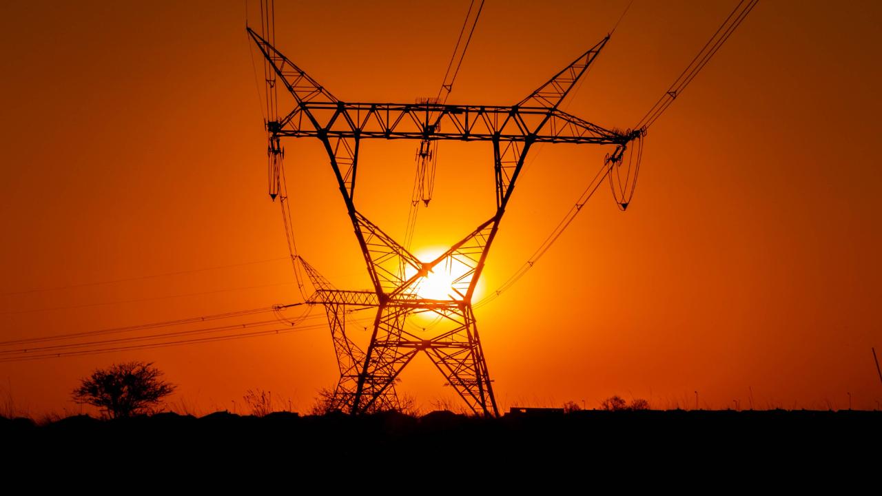 Şanlıurfa'da elektrik çilesi! Esnaf da vatandaş da isyanda!