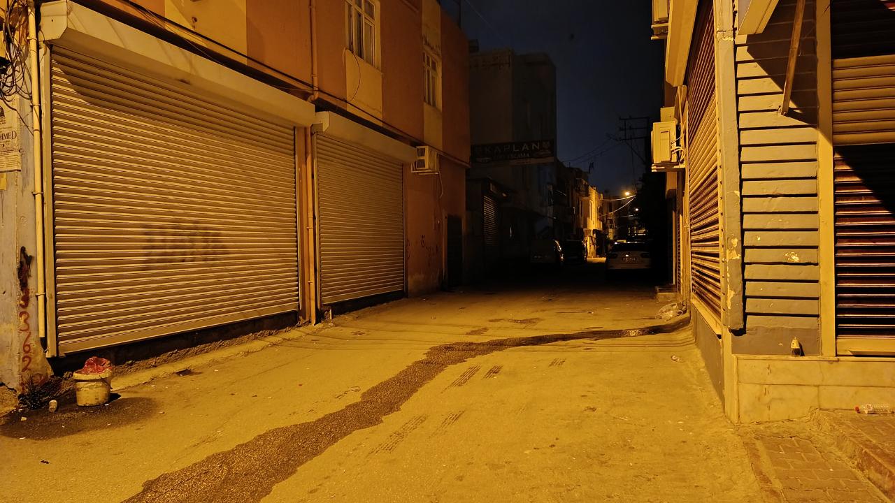 Sokak ortasında silahlı saldırı!