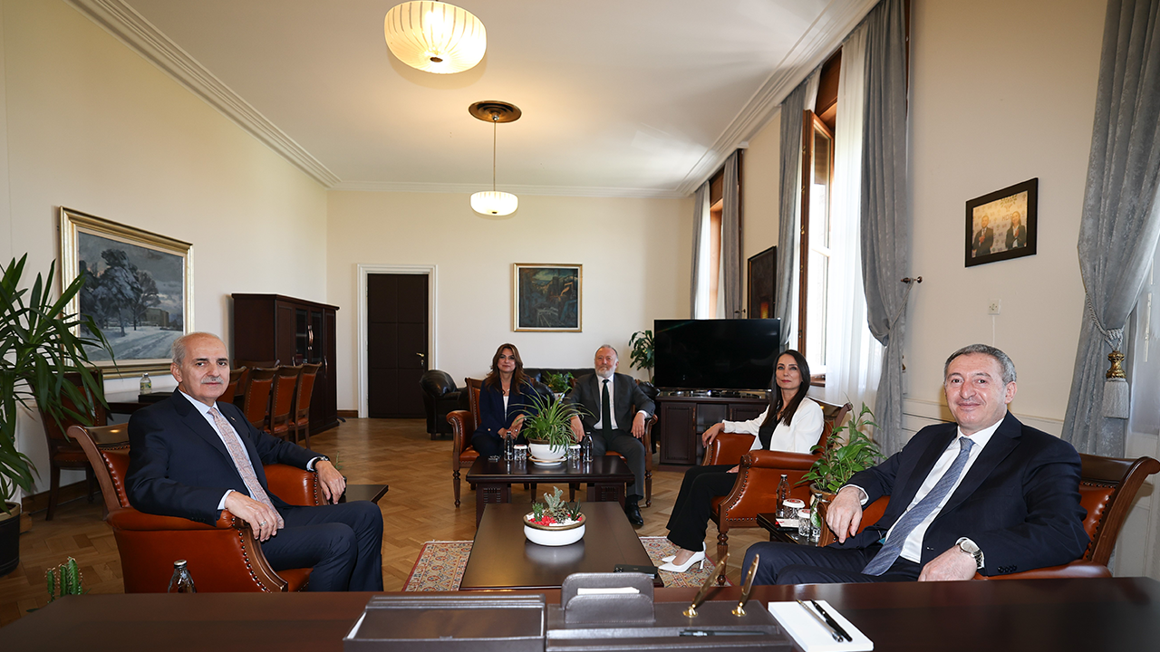 TBMM Başkanı Kurtulmuş DEM Parti Grubu’nu ziyaret etti!