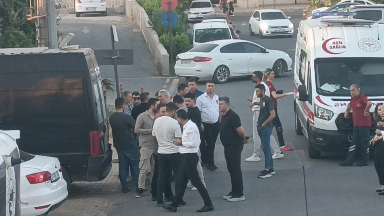 Urfa'da AVM'nin otoparkında erkek cesedi bulundu!