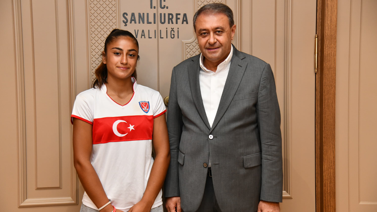 Urfalı milli sporcu gol kraliçesi oldu!