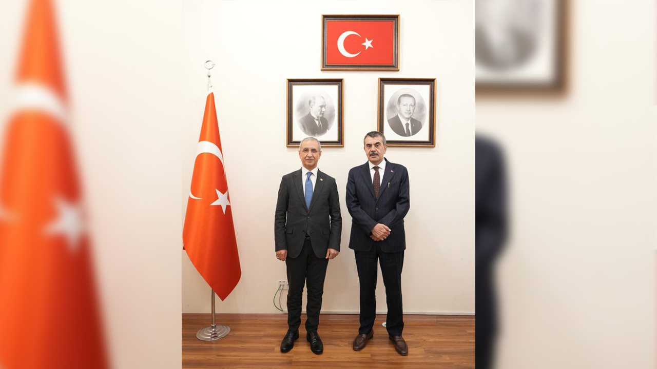 Vekil Dusak, Bakan Tekin ile TBMM'de görüştü!