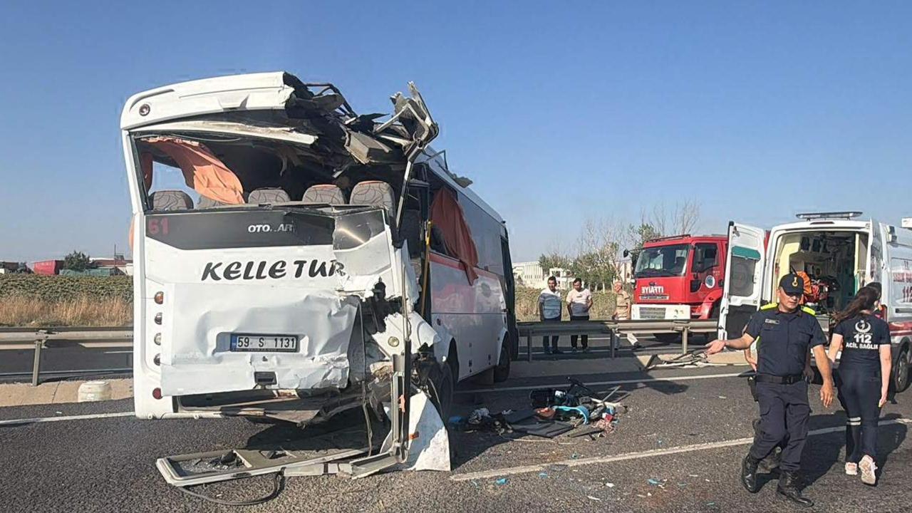 4 aracın karıştığı kazada 29 yaralı!