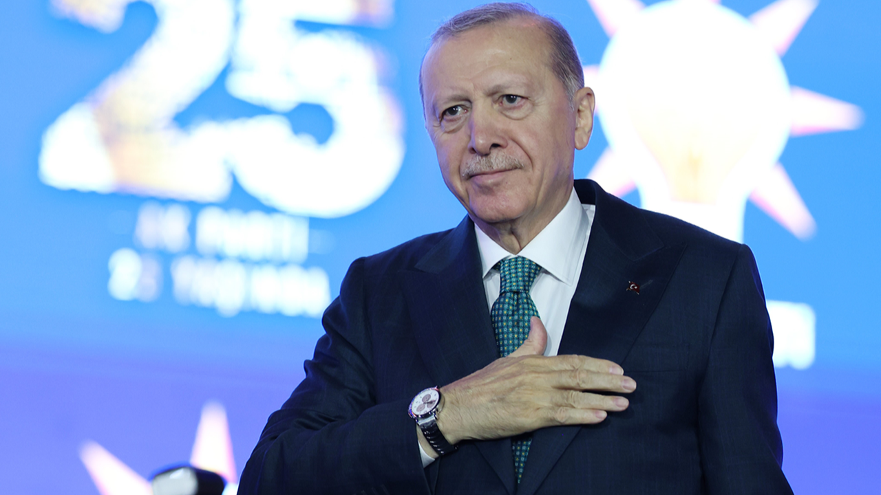 Cumhurbaşkanı Erdoğan:"Şanlıurfa'da aynı ezanı birlikte dinleyeceğiz"