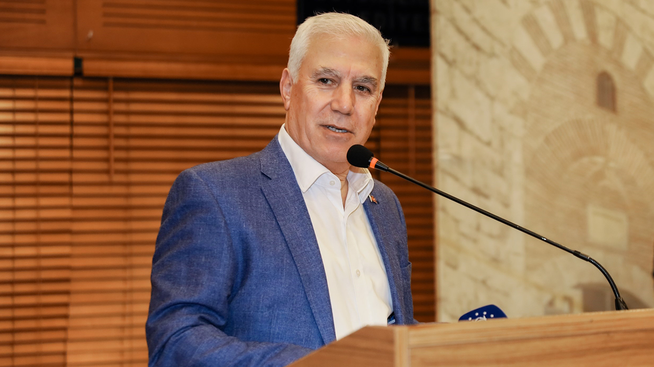Eski Büyükşehir Belediye Başkanı CHP'den istifa etti!