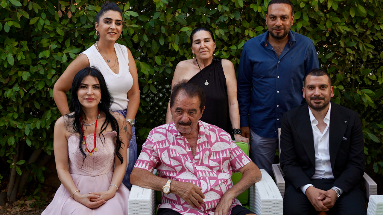 İbrahim Tatlıses'in evinde mutlu gün!