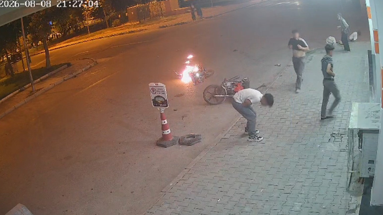 Urfa’da feci motosiklet kazası kamerada!