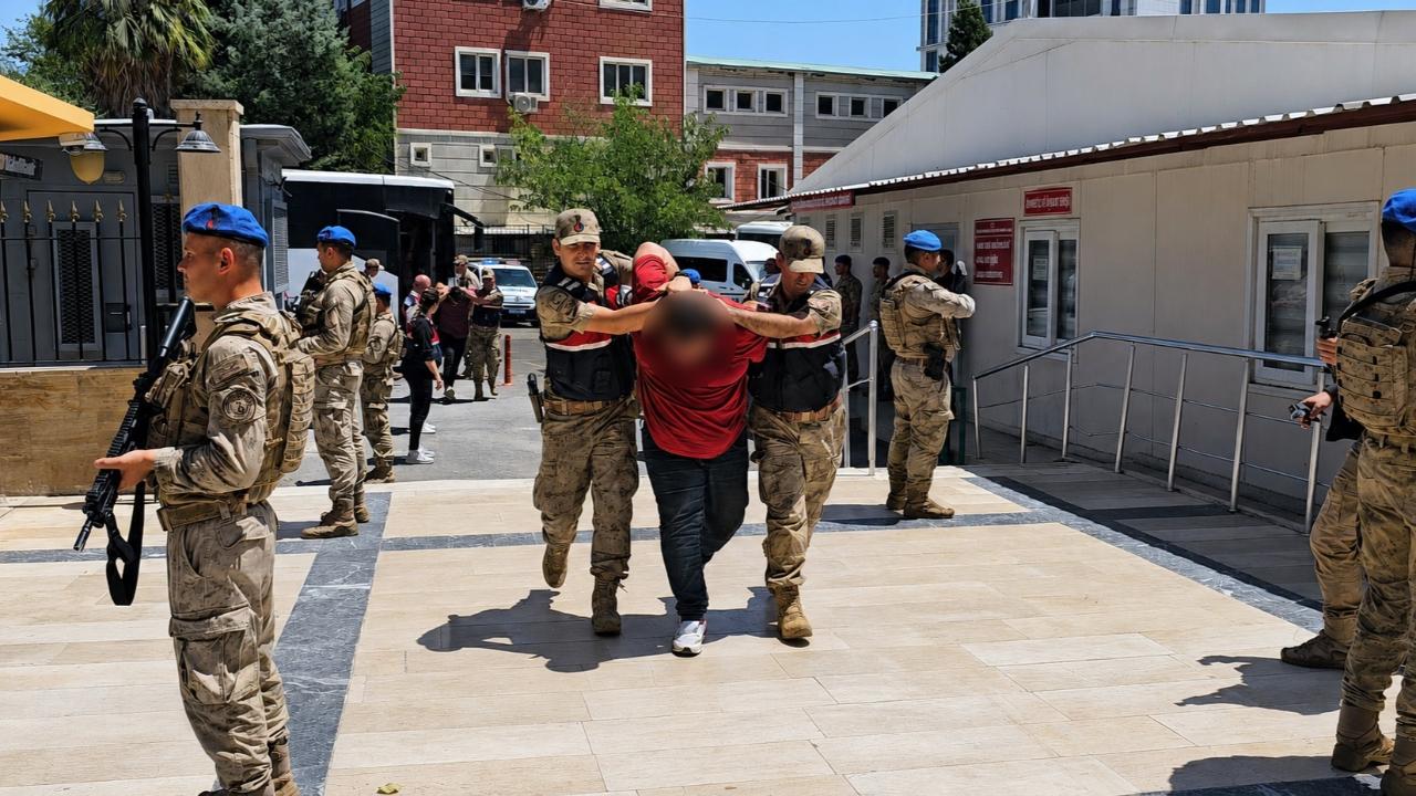 Urfa’da jandarma kıyafetiyle altın gasbeden şüphelilerle ilgili yeni gelişme!
