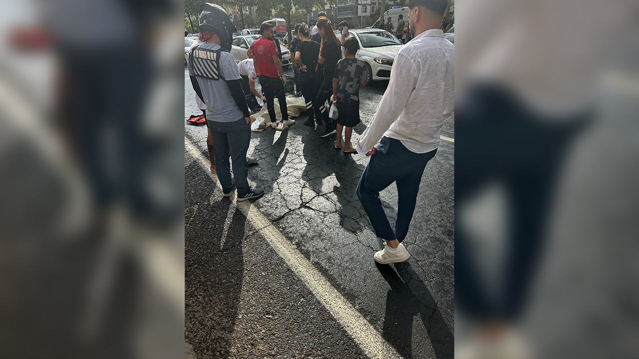 Yolun karşısına geçmeye çalışırken hayatını kaybetti!