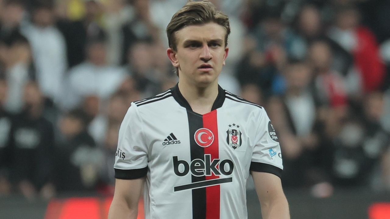 Beşiktaş'ta Rıdvan Yılmaz derbide sakatlandı!
