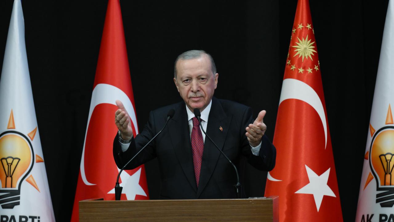 Cumhurbaşkanı Erdoğan: "Biz yenilenerek yürürüz, biz tazelenerek ilerleriz"
